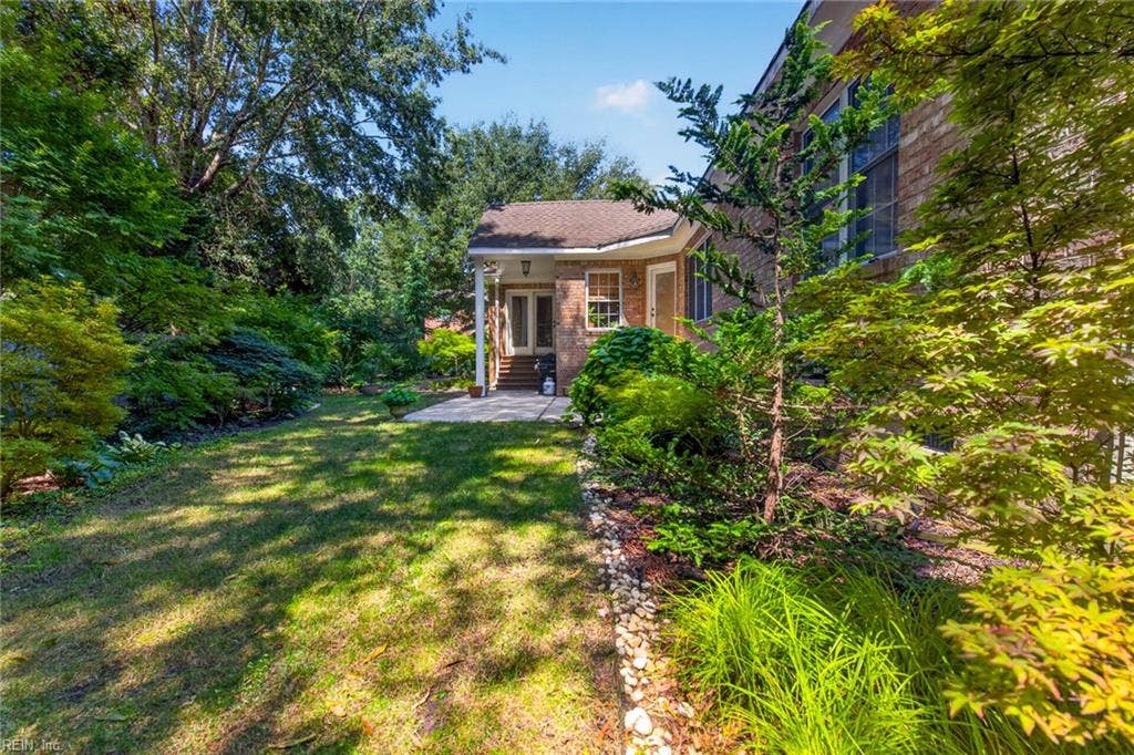 1204 Lingale Court, Emerald Lakes, Chesapeake, VA 23322 1204 Lingale Court, Emerald Lakes, Chesapeake, VA 23322