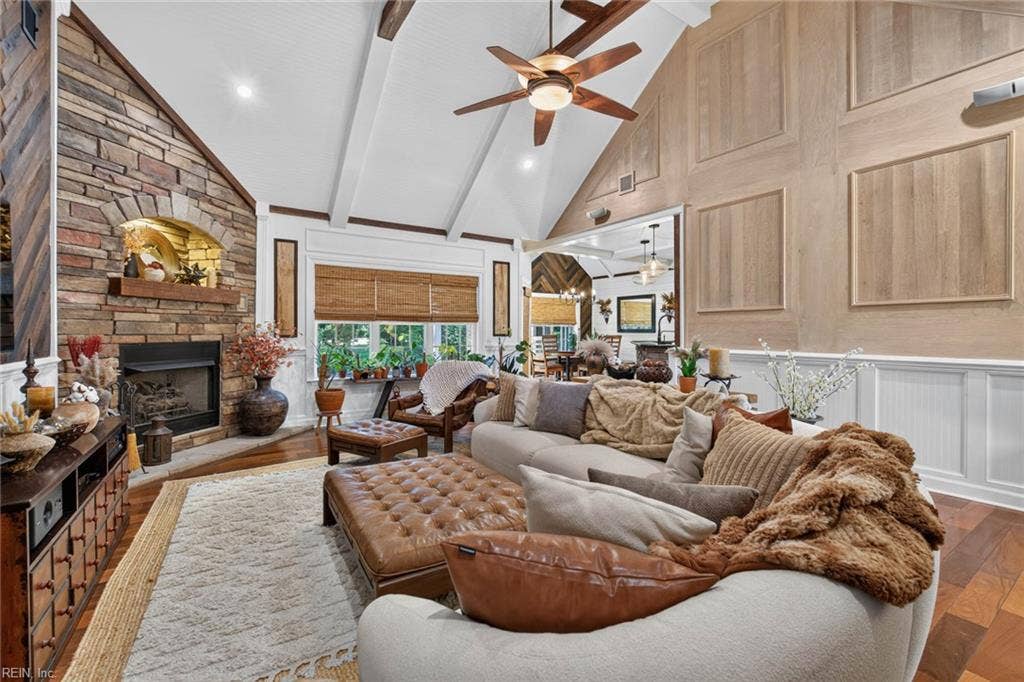 1204 Lingale Court, Emerald Lakes, Chesapeake, VA 23322 1204 Lingale Court, Emerald Lakes, Chesapeake, VA 23322