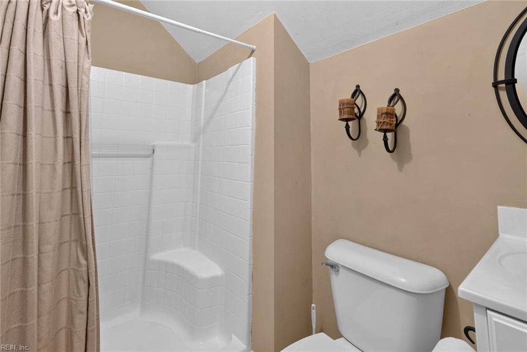 1204 Lingale Court, Emerald Lakes, Chesapeake, VA 23322 1204 Lingale Court, Emerald Lakes, Chesapeake, VA 23322