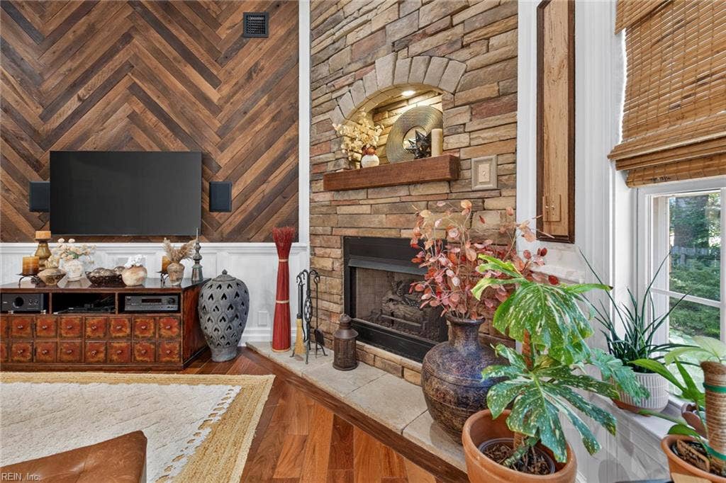 1204 Lingale Court, Emerald Lakes, Chesapeake, VA 23322 1204 Lingale Court, Emerald Lakes, Chesapeake, VA 23322