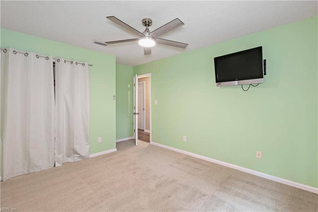 3964 Roebling Lane, Virginia Beach, VA 23452 3964 Roebling Lane, Virginia Beach, VA 23452