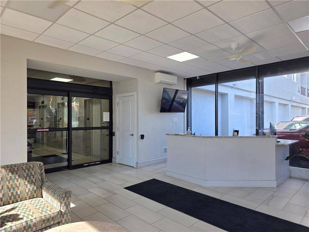 Lobby and private entrance