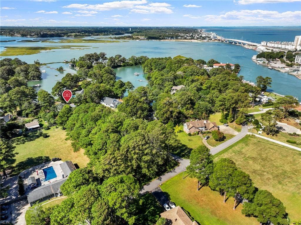 2031 Ridge End Road, Virginia Beach, VA 23454 2031 Ridge End Road, Virginia Beach, VA 23454