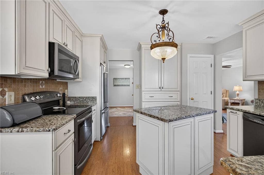 2613 Level Loop Road, Virginia Beach, VA 23456