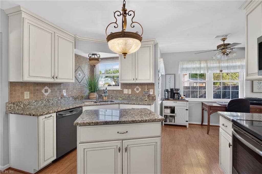 2613 Level Loop Road, Virginia Beach, VA 23456