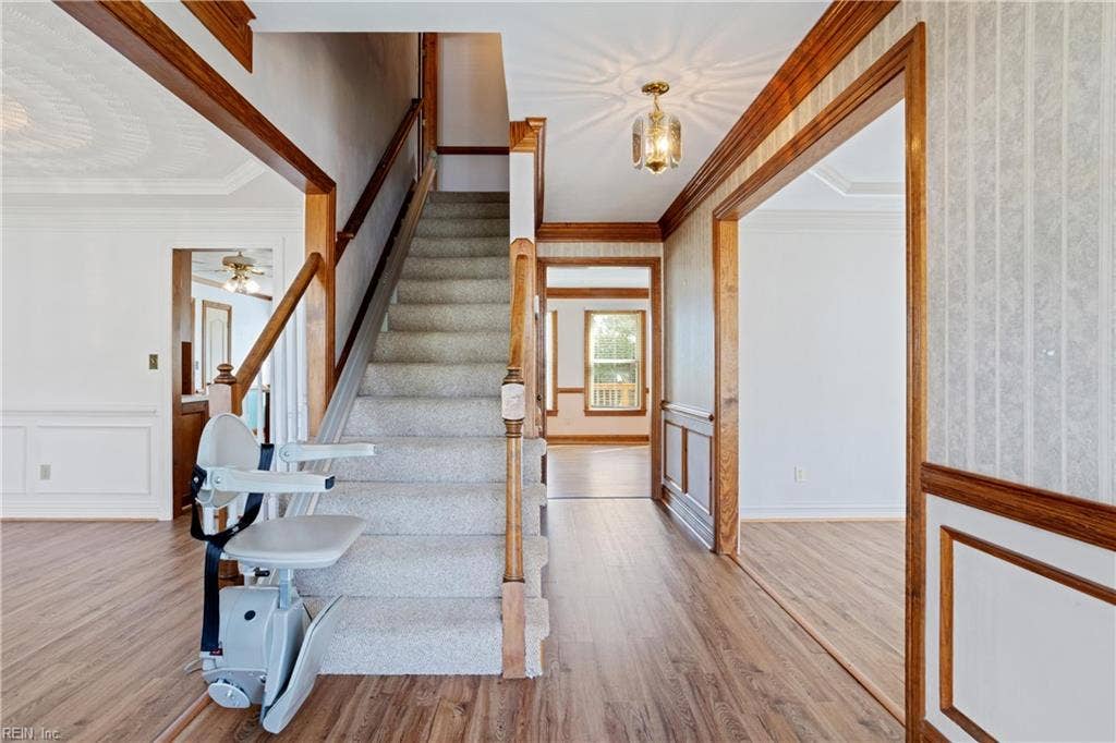 423 Las Gaviotas Boulevard, Chesapeake, VA 23322 423 Las Gaviotas Boulevard, Chesapeake, VA 23322