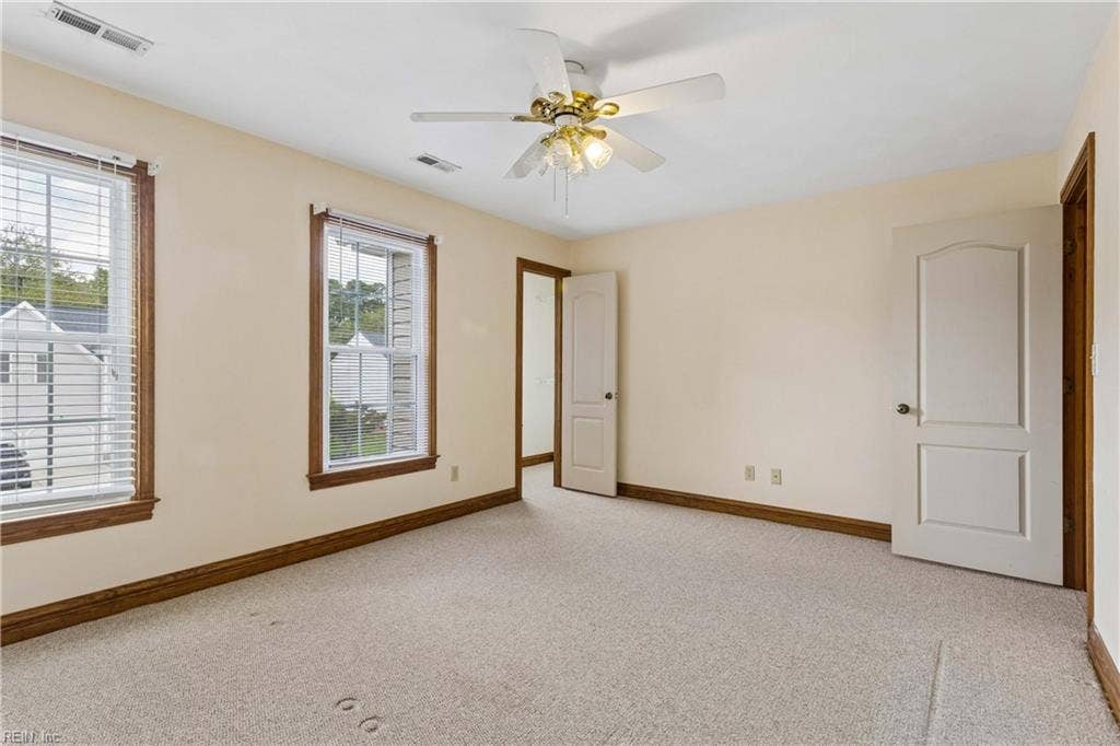 423 Las Gaviotas Boulevard, Chesapeake, VA 23322 423 Las Gaviotas Boulevard, Chesapeake, VA 23322