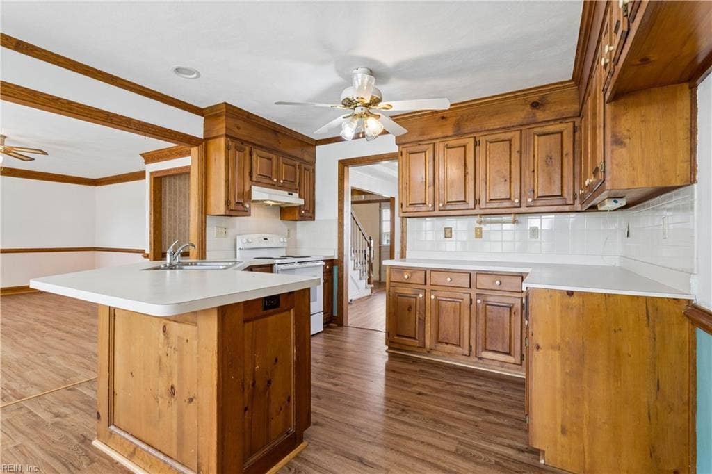 423 Las Gaviotas Boulevard, Chesapeake, VA 23322 423 Las Gaviotas Boulevard, Chesapeake, VA 23322