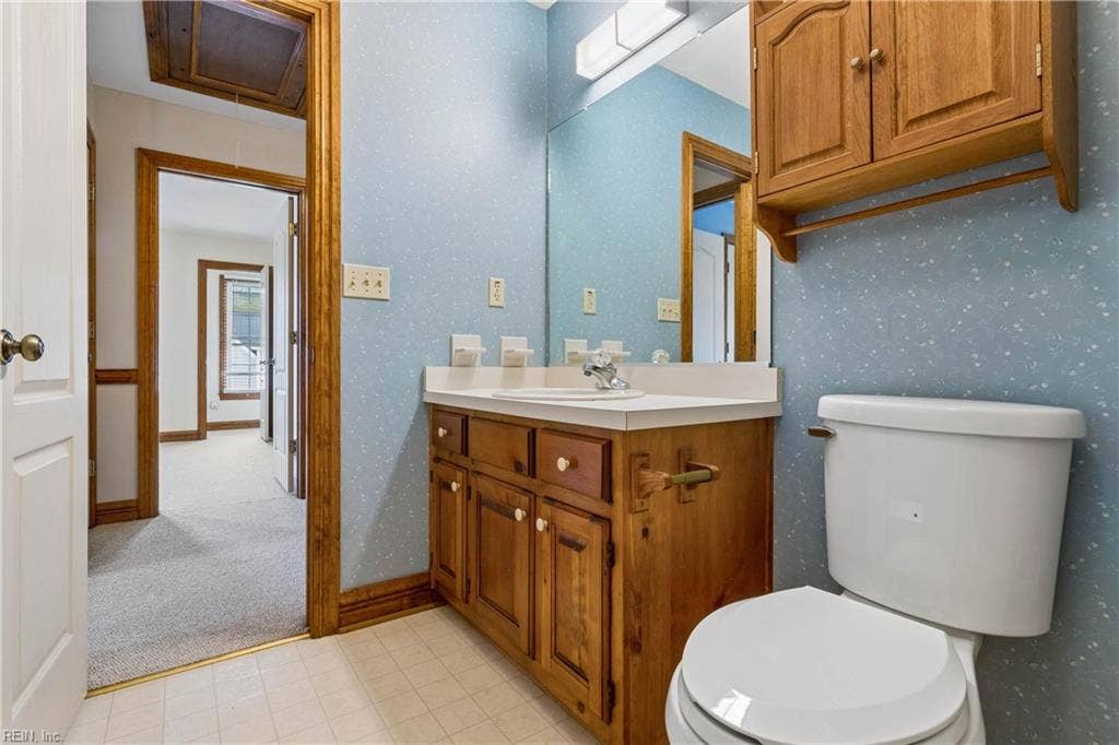 423 Las Gaviotas Boulevard, Chesapeake, VA 23322 423 Las Gaviotas Boulevard, Chesapeake, VA 23322