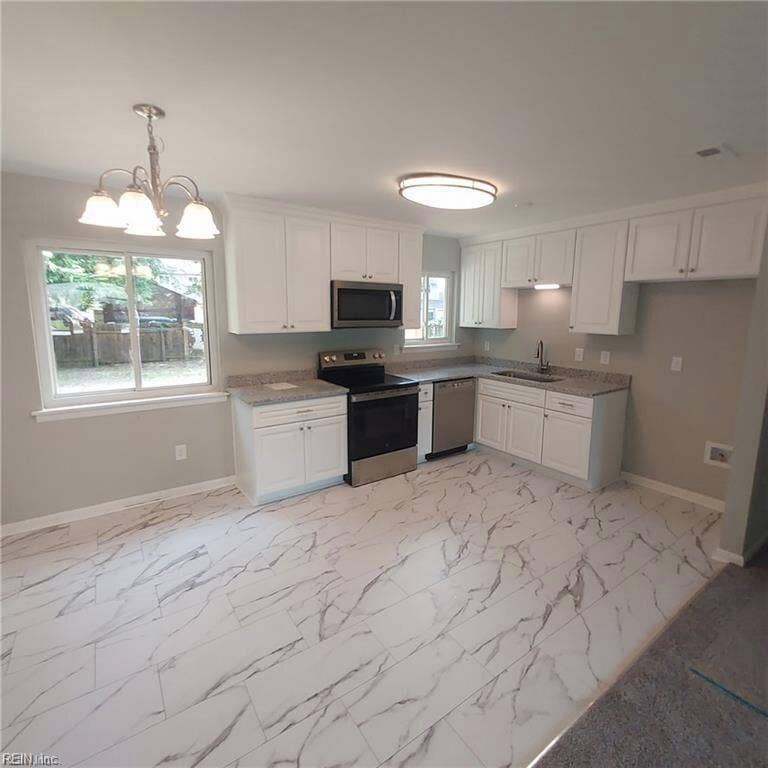 121 Duval Court, Hampton, VA 23669