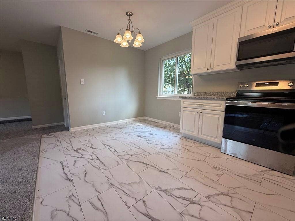 121 Duval Court, Hampton, VA 23669