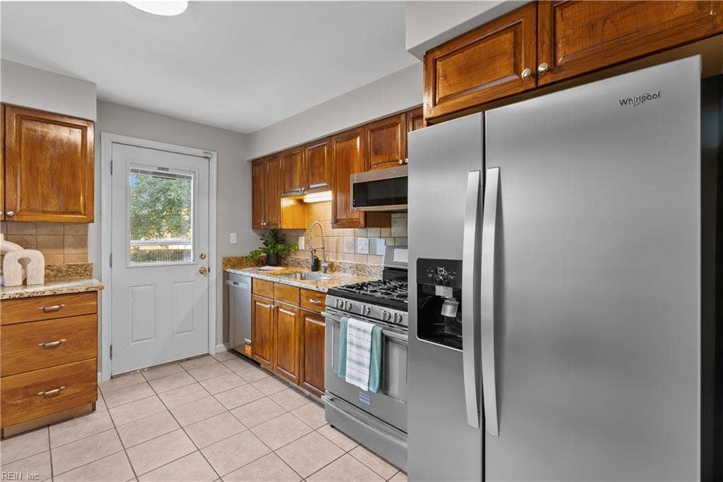 1611 Stratford Street, Portsmouth, VA 23701 1611 Stratford Street, Portsmouth, VA 23701