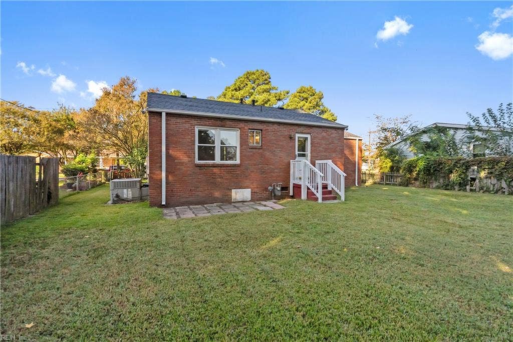 1611 Stratford Street, Portsmouth, VA 23701 1611 Stratford Street, Portsmouth, VA 23701