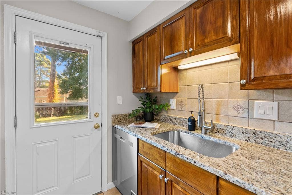 1611 Stratford Street, Portsmouth, VA 23701 1611 Stratford Street, Portsmouth, VA 23701