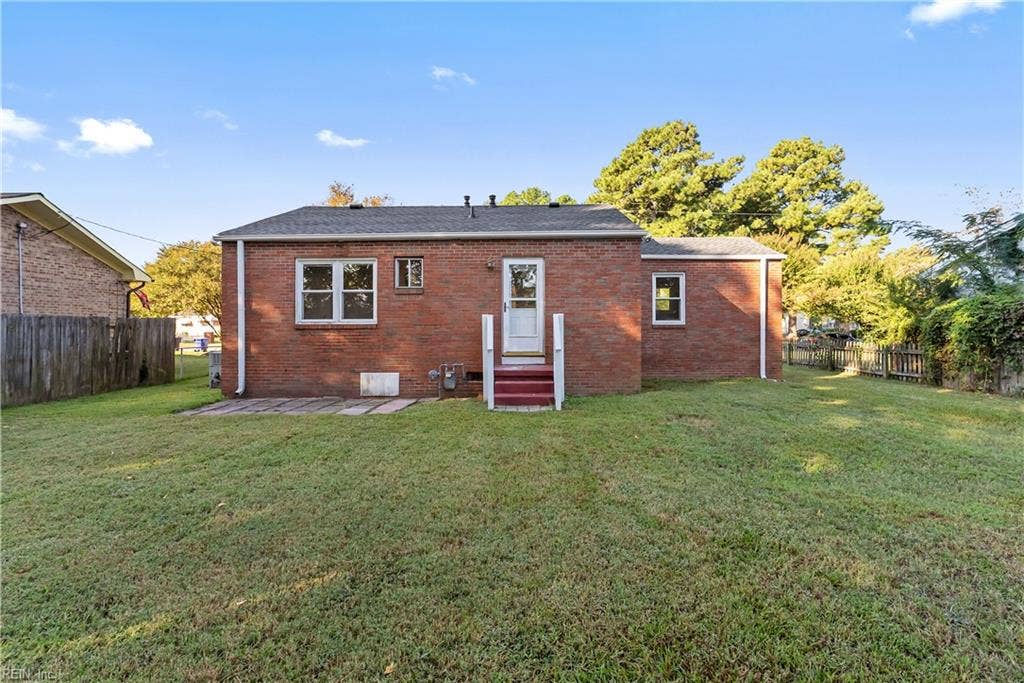 1611 Stratford Street, Portsmouth, VA 23701 1611 Stratford Street, Portsmouth, VA 23701