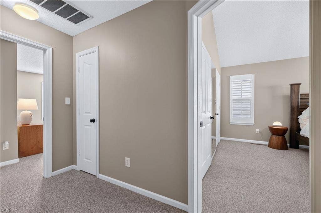 1817 Riddlesworth Drive, Virginia Beach, VA 23456 1817 Riddlesworth Drive, Virginia Beach, VA 23456