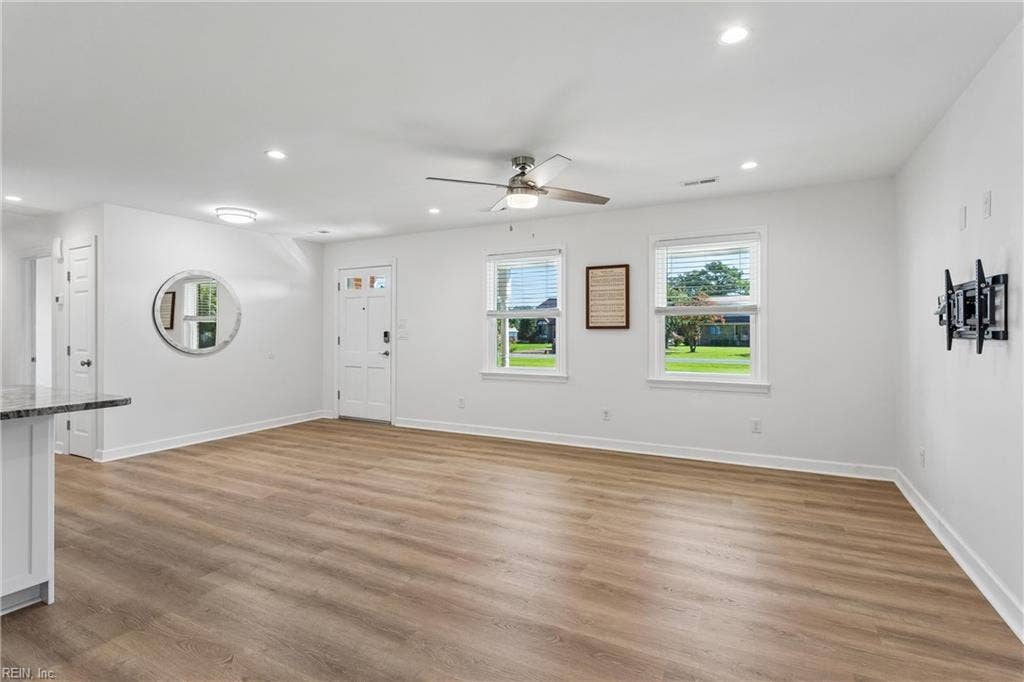 2010 Tillage Lane, Tidemill Haven, Hayes, VA 23072
