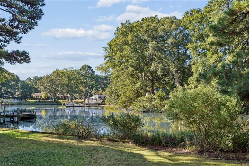 2010 Tillage Lane, Tidemill Haven, Hayes, VA 23072