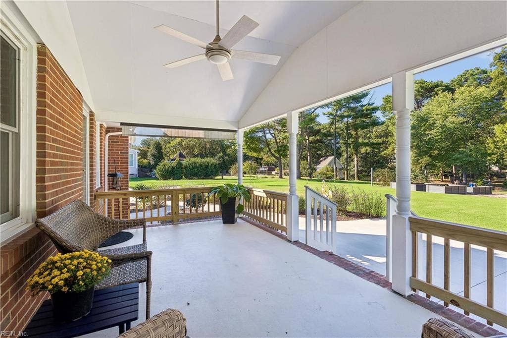 2010 Tillage Lane, Tidemill Haven, Hayes, VA 23072