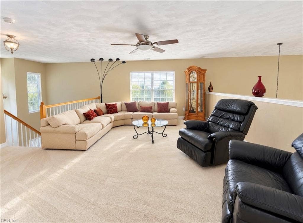 2717 Blake Street, West Neck, Virginia Beach, VA 23456 Loft
