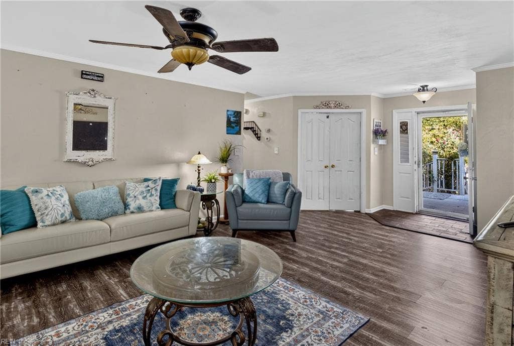 9 Baywood Lane, Portsmouth, VA 23701 9 Baywood Lane, Portsmouth, VA 23701