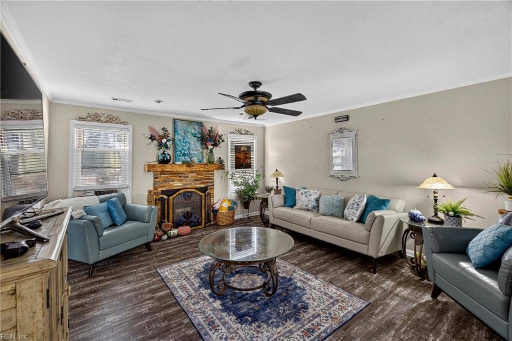 9 Baywood Lane, Portsmouth, VA 23701 9 Baywood Lane, Portsmouth, VA 23701
