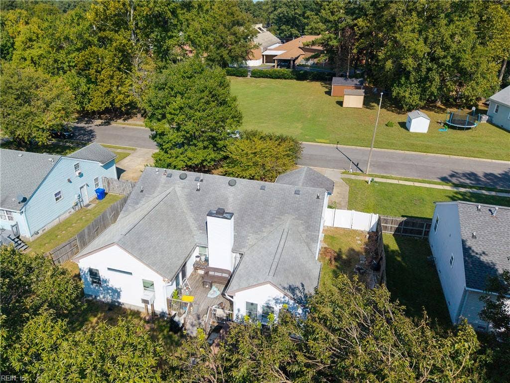 9 Baywood Lane, Portsmouth, VA 23701 Ariel view of backyard