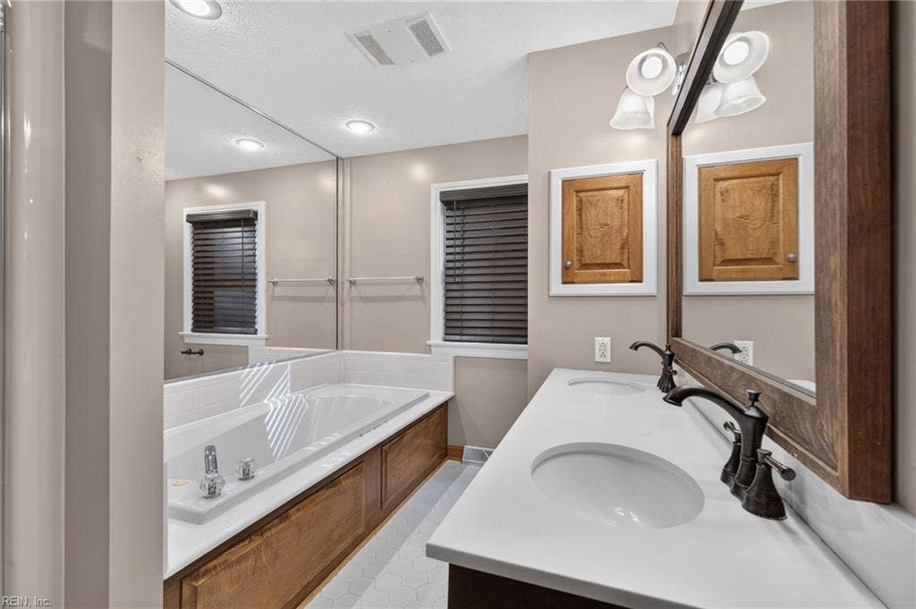First floor primary bathroom