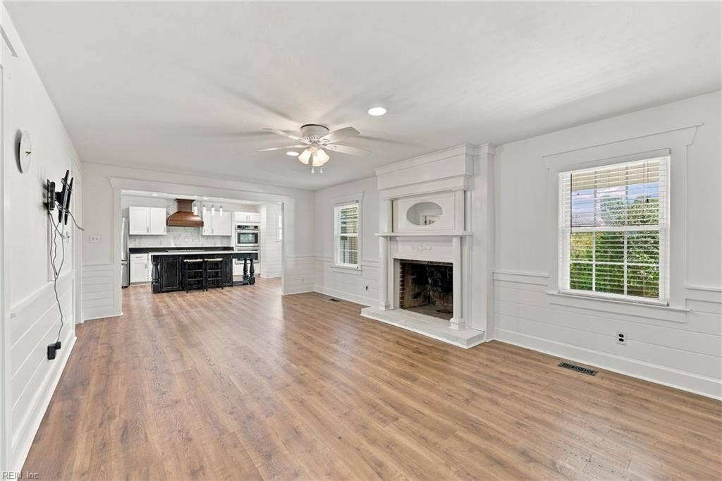 Living room is open to the kithen
