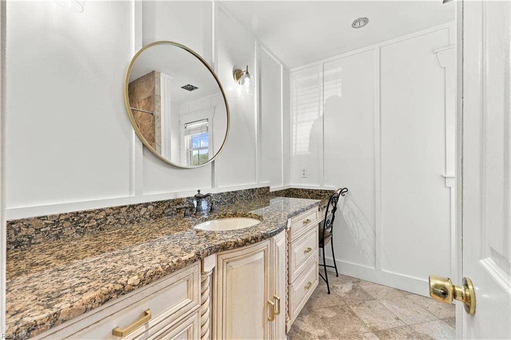 501 Spurlock Way, Foxgate Quarter, Chesapeake, VA 23322