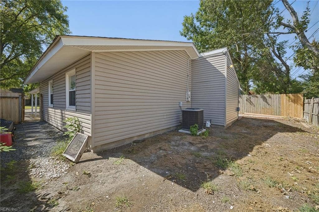3516 Champlain Lane, Virginia Beach, VA 23452