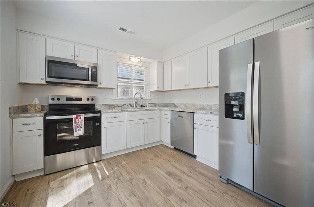 3516 Champlain Lane, Virginia Beach, VA 23452