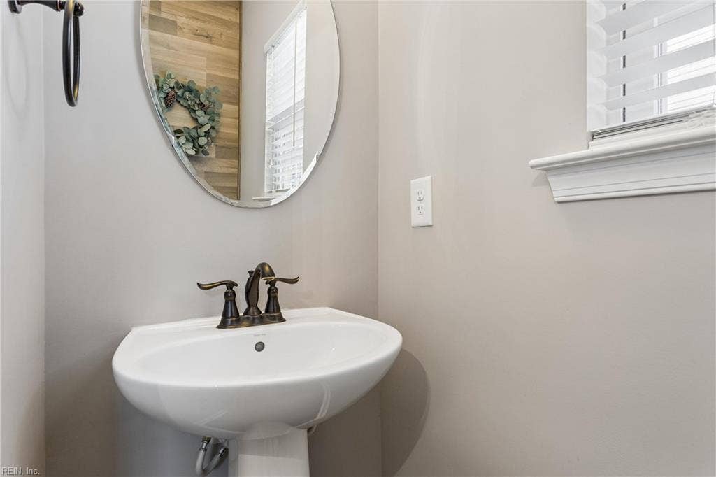 214 Bethune Drive, Williamsburg, VA 23185