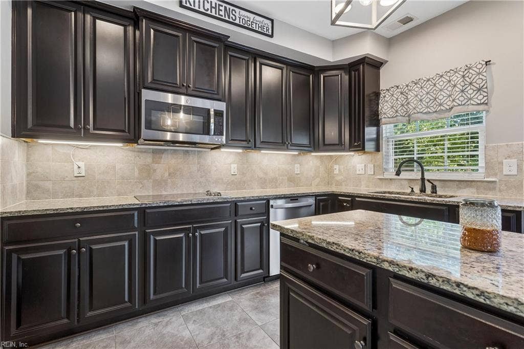 214 Bethune Drive, Williamsburg, VA 23185