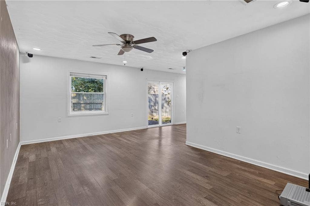 Open and Bright Den with Sliding Door to Backyard