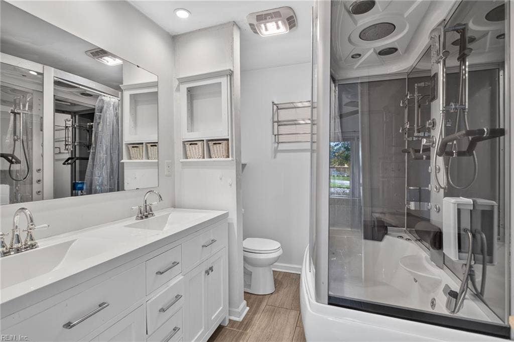 Primary Bathroom with Dual Vanity