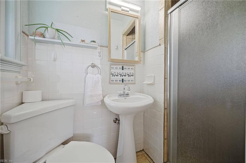 Primary Bath with shower