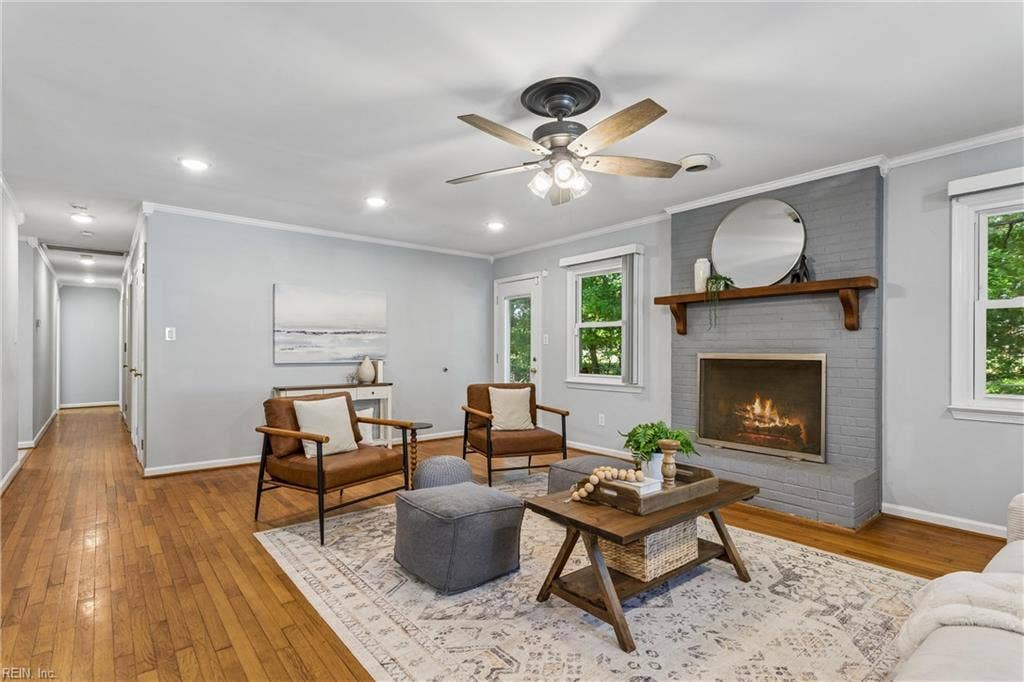 688 Village Green Parkway, Newport News, VA 23602 688 Village Green Parkway, Newport News, VA 23602