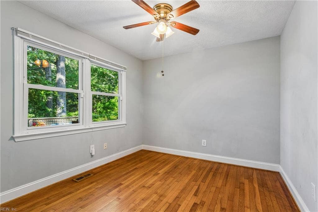 688 Village Green Parkway, Newport News, VA 23602 688 Village Green Parkway, Newport News, VA 23602