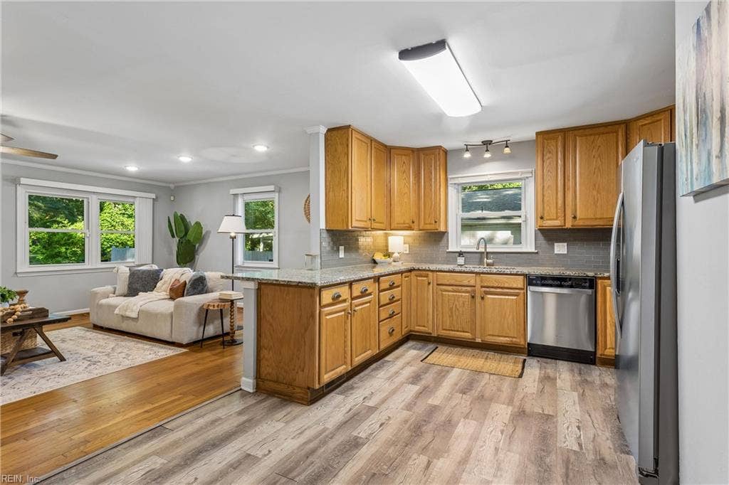688 Village Green Parkway, Newport News, VA 23602 688 Village Green Parkway, Newport News, VA 23602