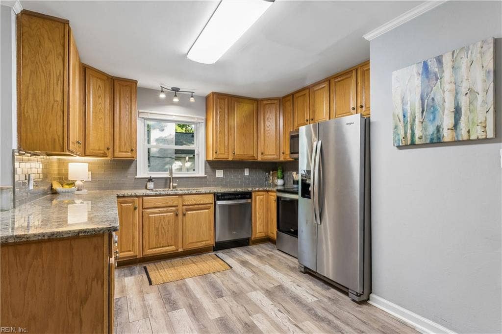 688 Village Green Parkway, Newport News, VA 23602 688 Village Green Parkway, Newport News, VA 23602