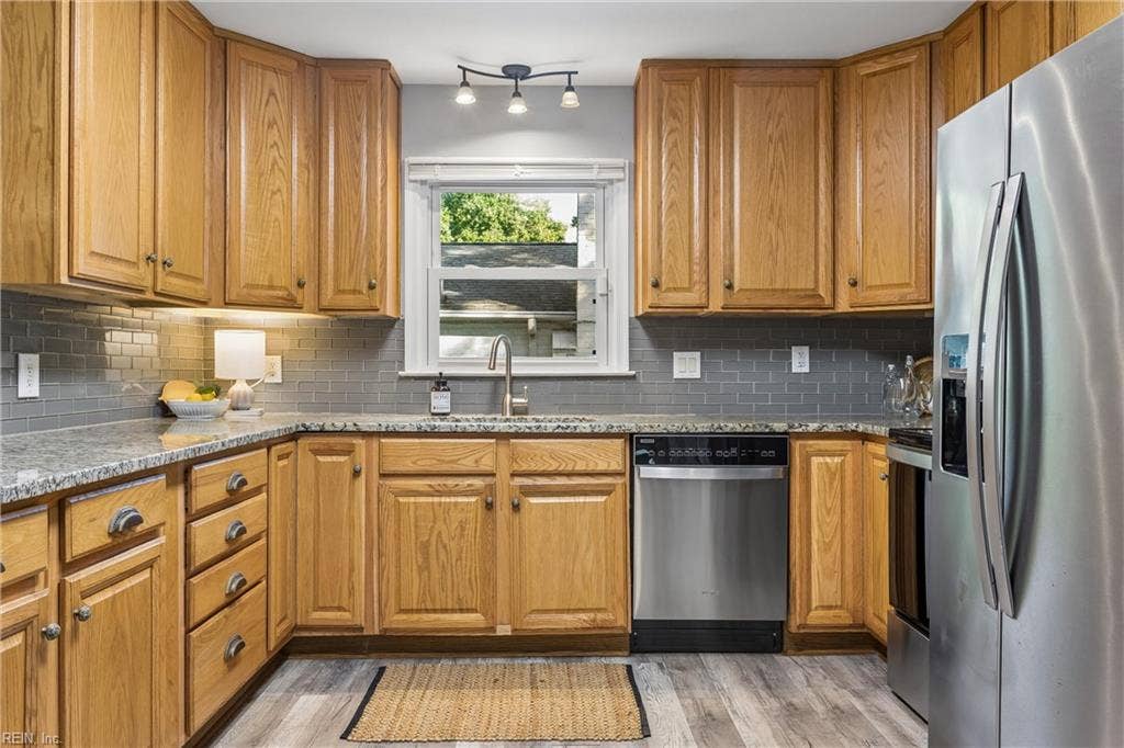 688 Village Green Parkway, Newport News, VA 23602 688 Village Green Parkway, Newport News, VA 23602
