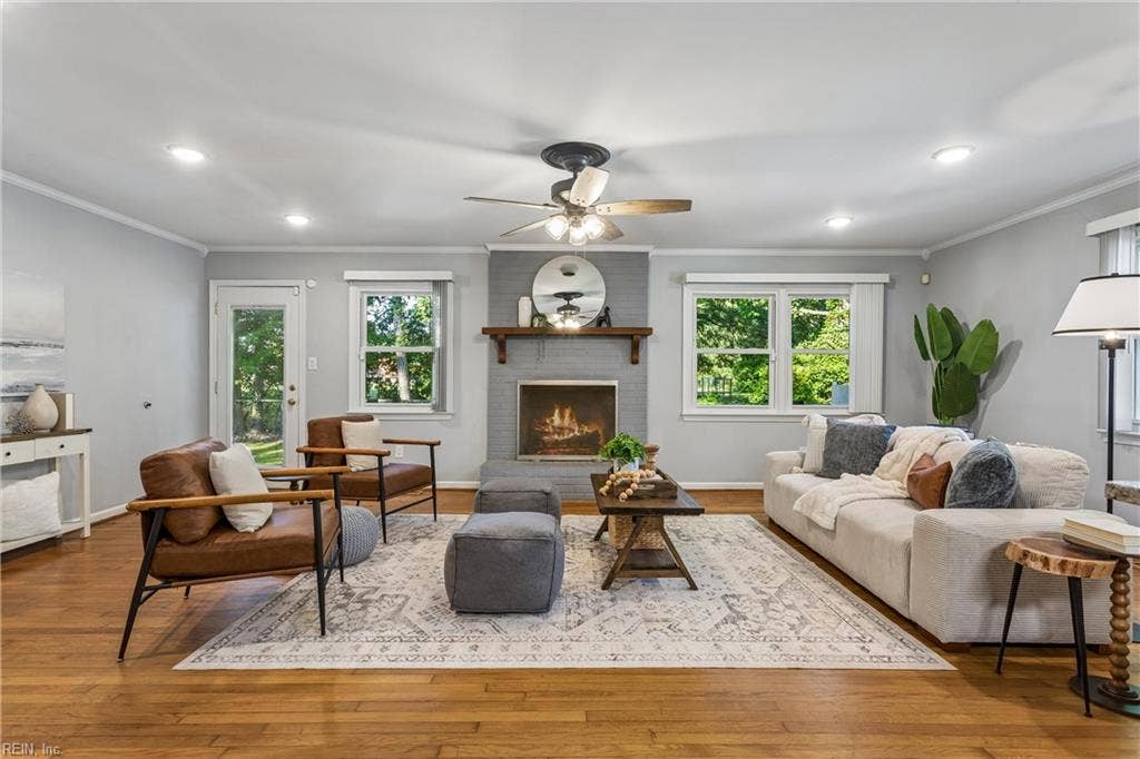 688 Village Green Parkway, Newport News, VA 23602 688 Village Green Parkway, Newport News, VA 23602