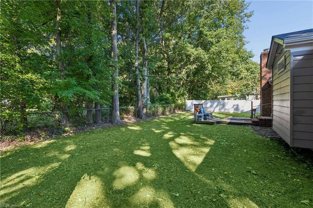 688 Village Green Parkway, Newport News, VA 23602 688 Village Green Parkway, Newport News, VA 23602