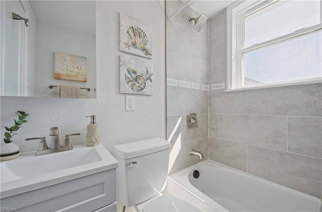 Upstairs bathroom