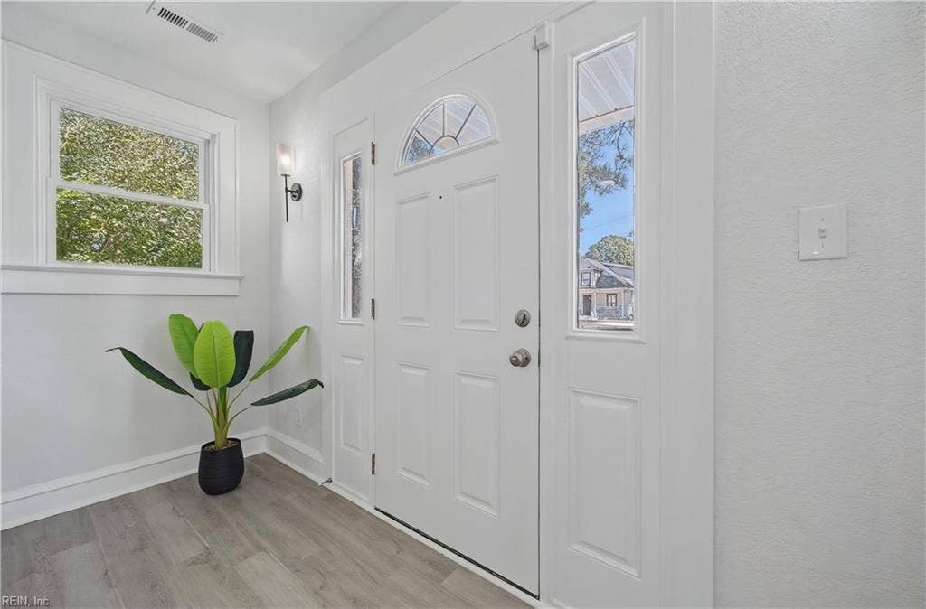 311 Hollywood Avenue, Hampton, VA 23661