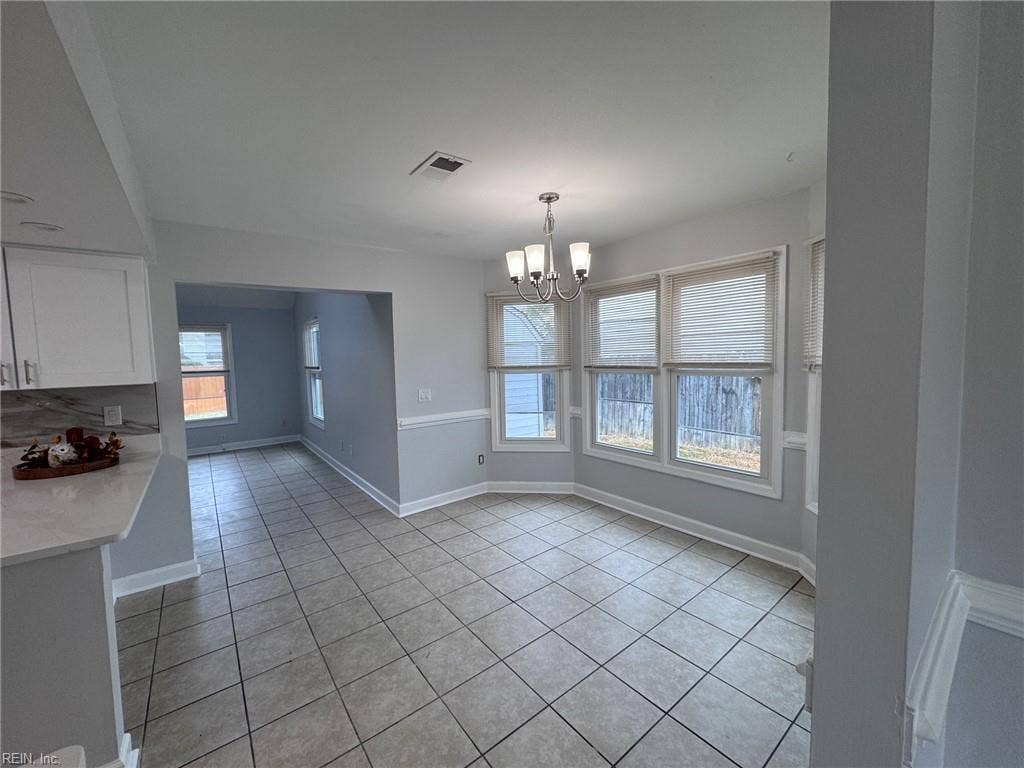 3024 Red Maple Lane, Lynnhaven Woods, Virginia Beach, VA 23452 Eat-in kitchen area with bay window