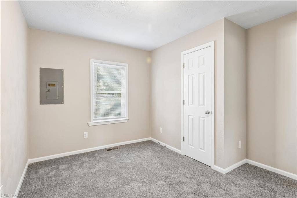 2903 Victoria Boulevard, Hampton, VA 23661 2903 Victoria Boulevard, Hampton, VA 23661