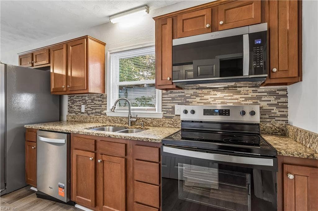 2903 Victoria Boulevard, Hampton, VA 23661 2903 Victoria Boulevard, Hampton, VA 23661