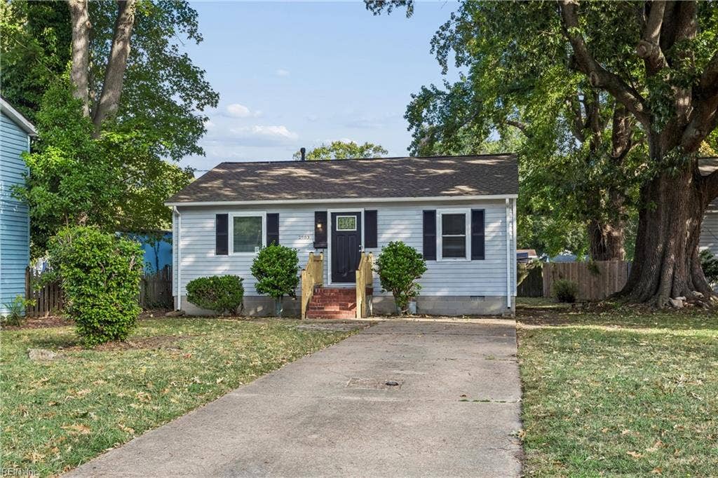 2903 Victoria Boulevard, Hampton, VA 23661 2903 Victoria Boulevard, Hampton, VA 23661